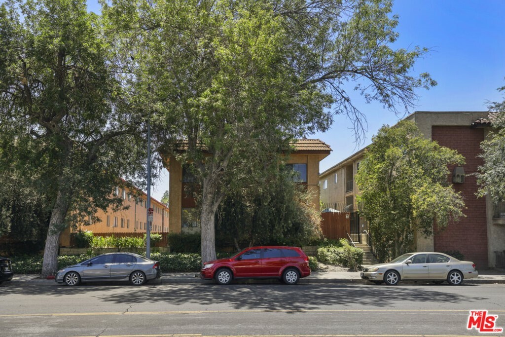 Property Photo:  21900 Roscoe Boulevard 15  CA 91304 