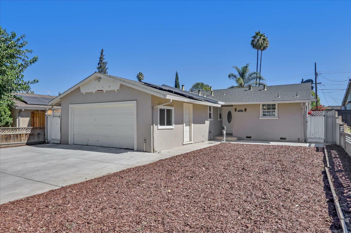 Property Photo: 472 Baltic Way CA 95111