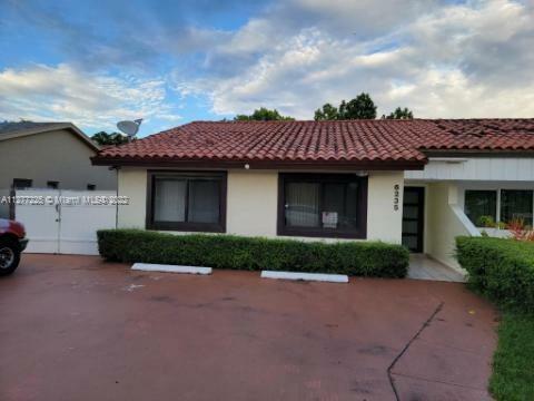 Property Photo:  6235 SW 135th Ave  FL 33183 