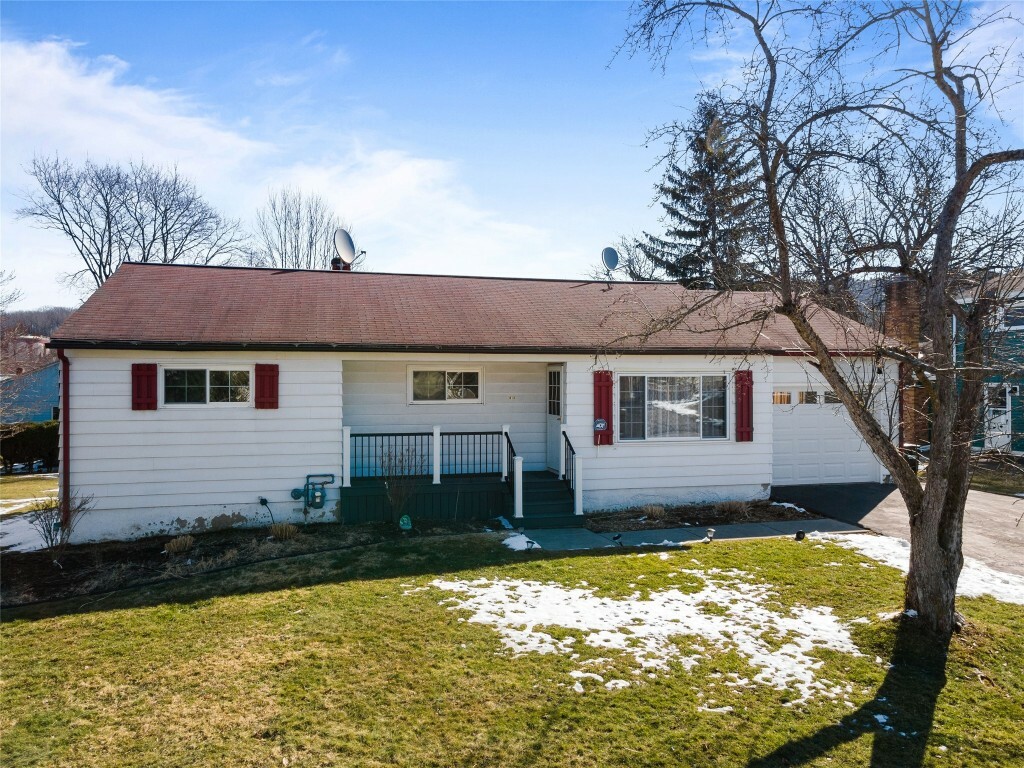 Property Photo:  813 Murray Hill  NY 13850 