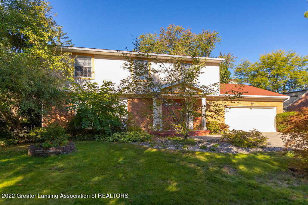 Property Photo:  625 Cowley Avenue  MI 48823 