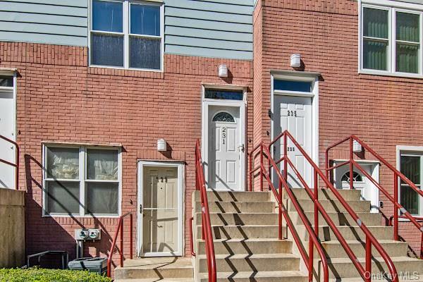 231 Admiral Lane 2231H  Bronx NY 10473 photo