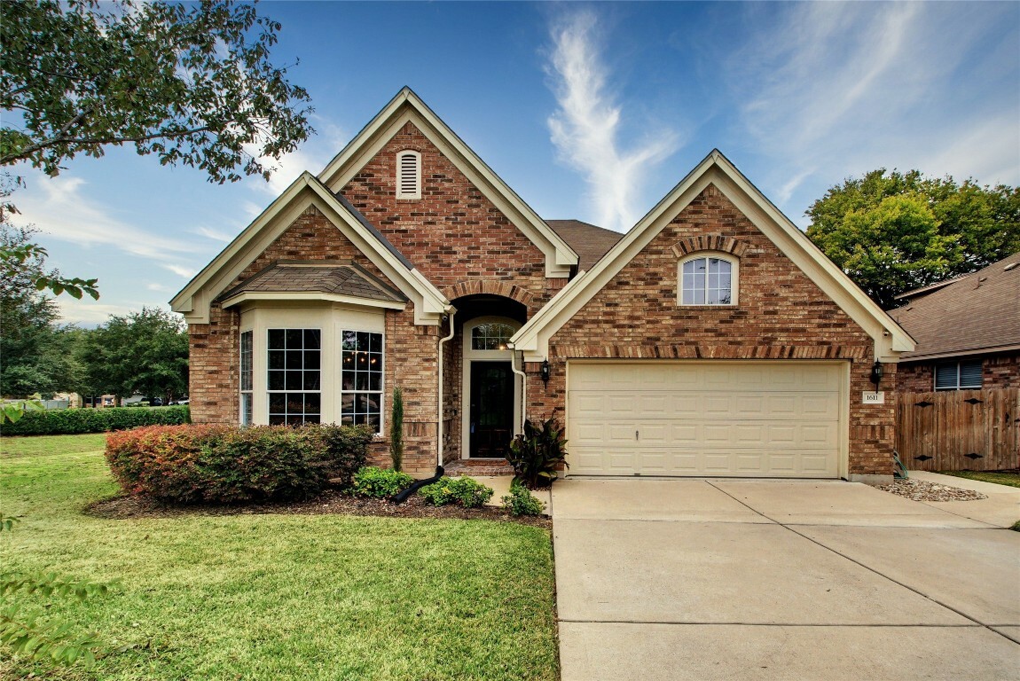 Property Photo:  1611 Weatherford Drive  TX 78753 