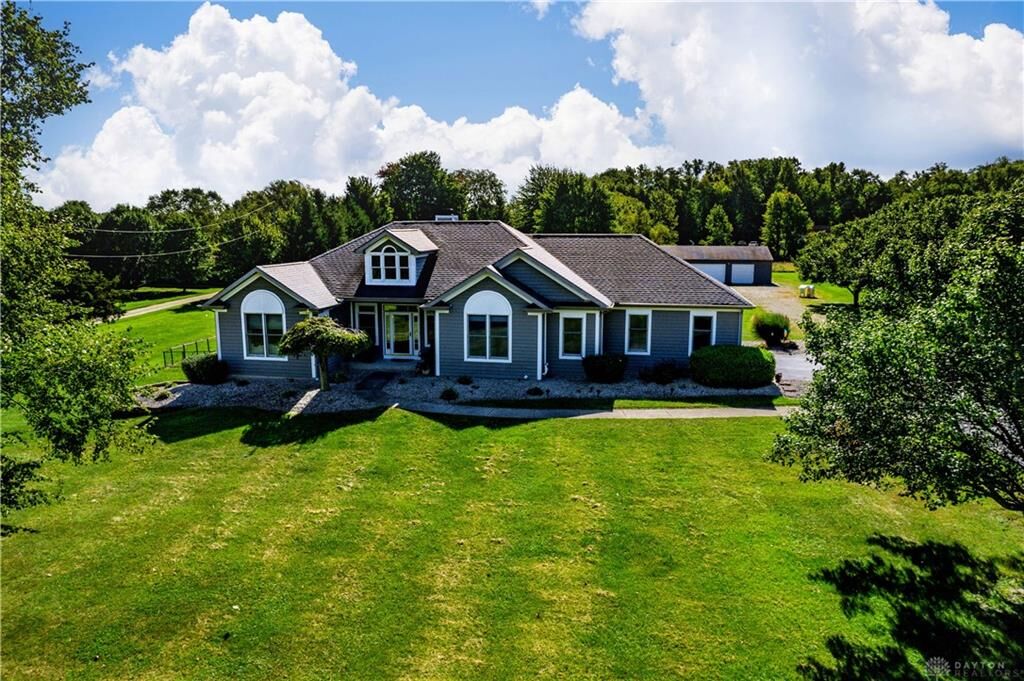 Property Photo: 481 Moomaw Road OH 45113