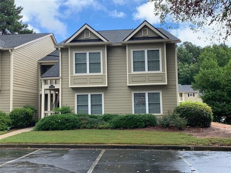Property Photo: 27 Matawan Circle SE GA 30080