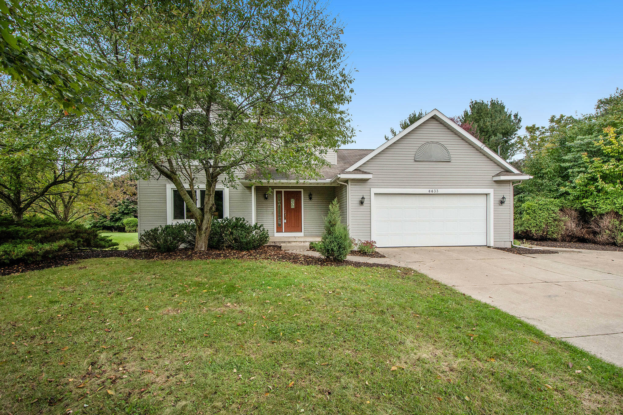 Property Photo: 6633 Whitneyville Avenue SE MI 49302