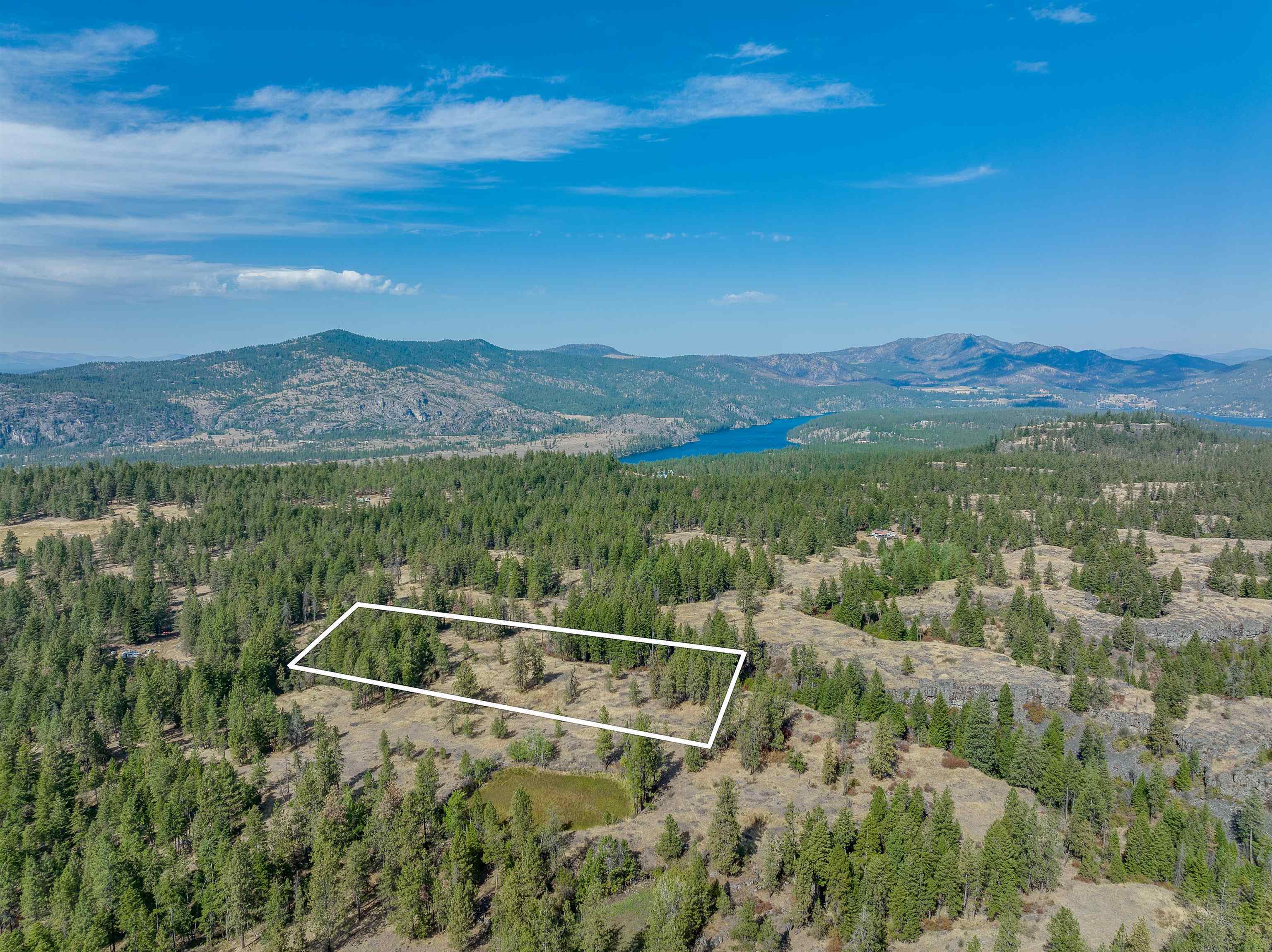 Property Photo:  00 Unassigned Ln  WA 99026 