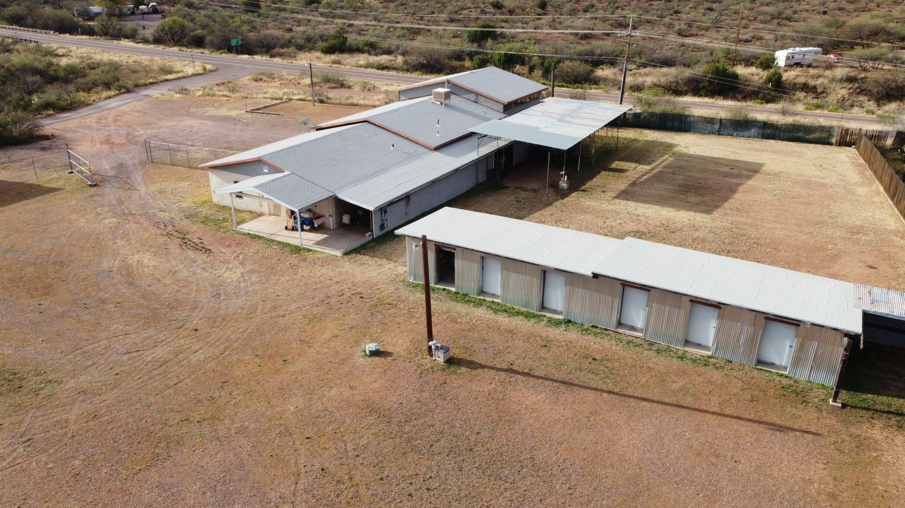 Property Photo:  725 N Gun Creek Road  AZ 85541 