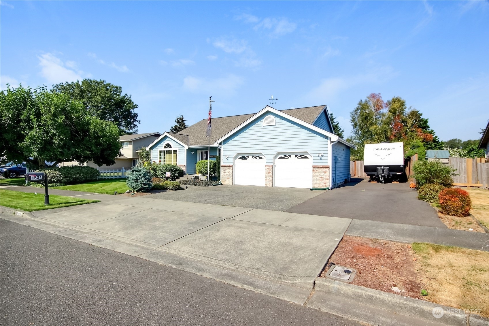 Property Photo:  1631 12th Avenue NW  WA 98371 