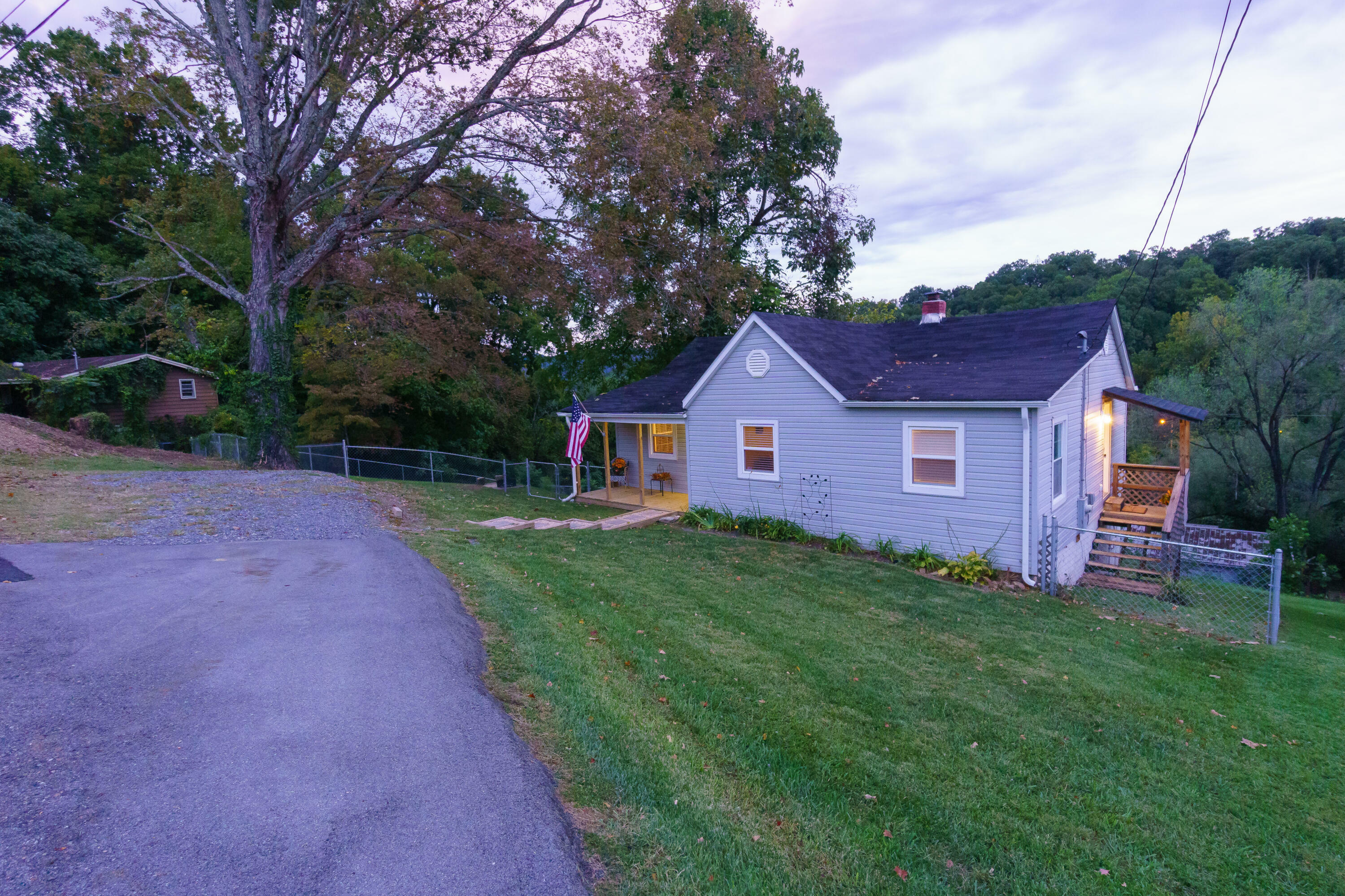 Property Photo:  1616 Highpoint Avenue  TN 37665 