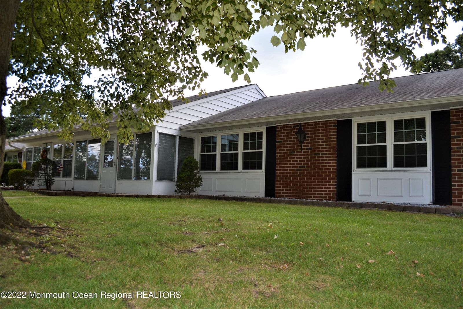 Property Photo:  810B Balmoral Court  NJ 08701 