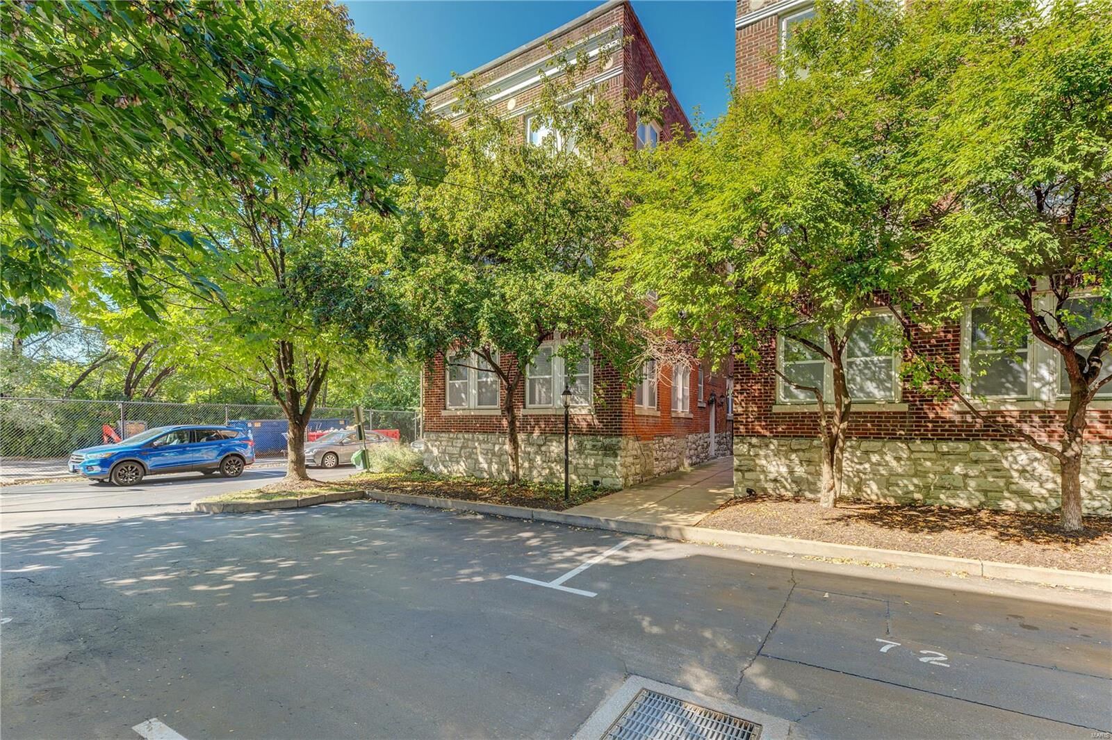 Property Photo:  5360 Pershing Avenue 7A  MO 63112 