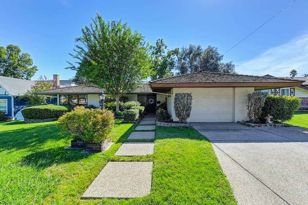 Property Photo:  1008 Camelia Avenue  CA 95678 