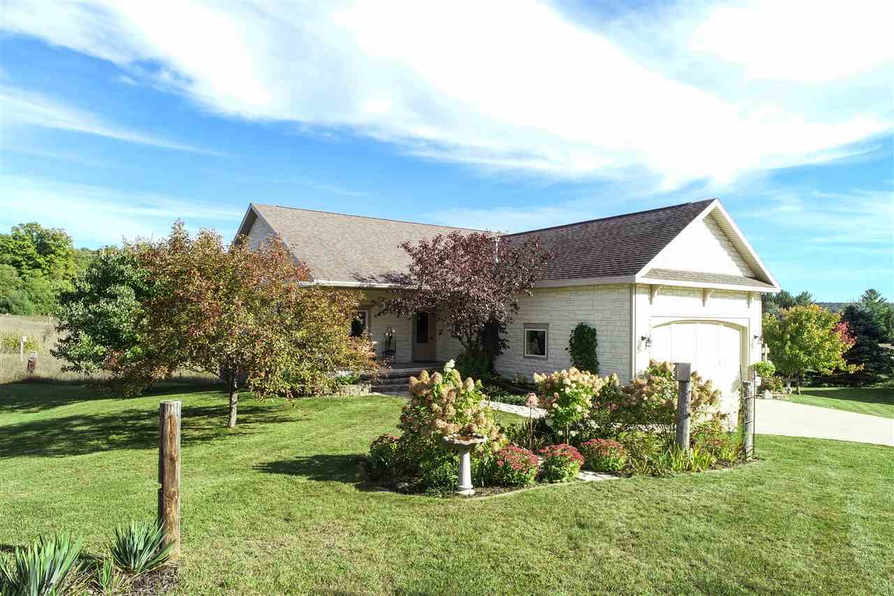 Property Photo: 992 Anderson MI 49712
