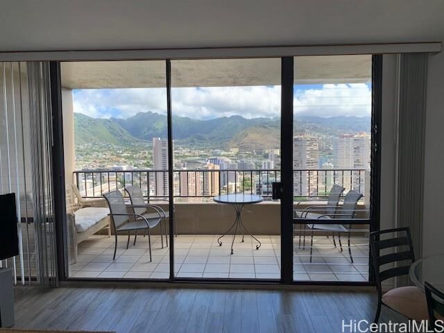 Property Photo:  2121 Ala Wai Boulevard 3803  HI 96815 