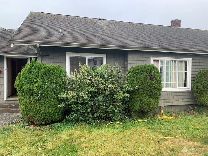 Property Photo:  905 1st Street  WA 98550 