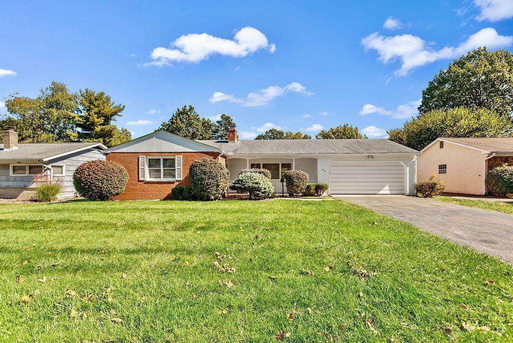 Property Photo: 1050 Westphal Avenue OH 43227