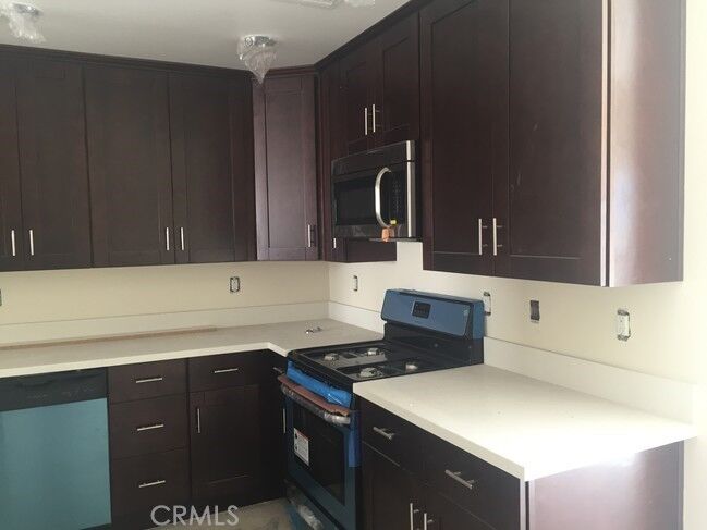 Property Photo:  10206 Mountair Avenue 108  CA 91042 