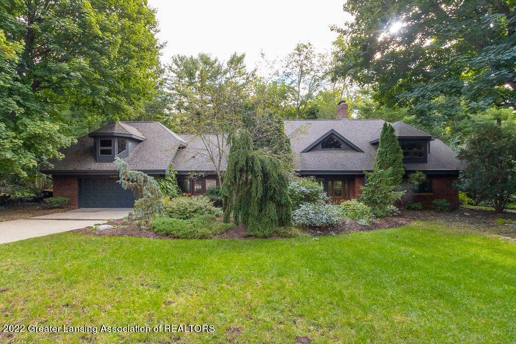 Property Photo:  4564 Nakoma Drive  MI 48864 