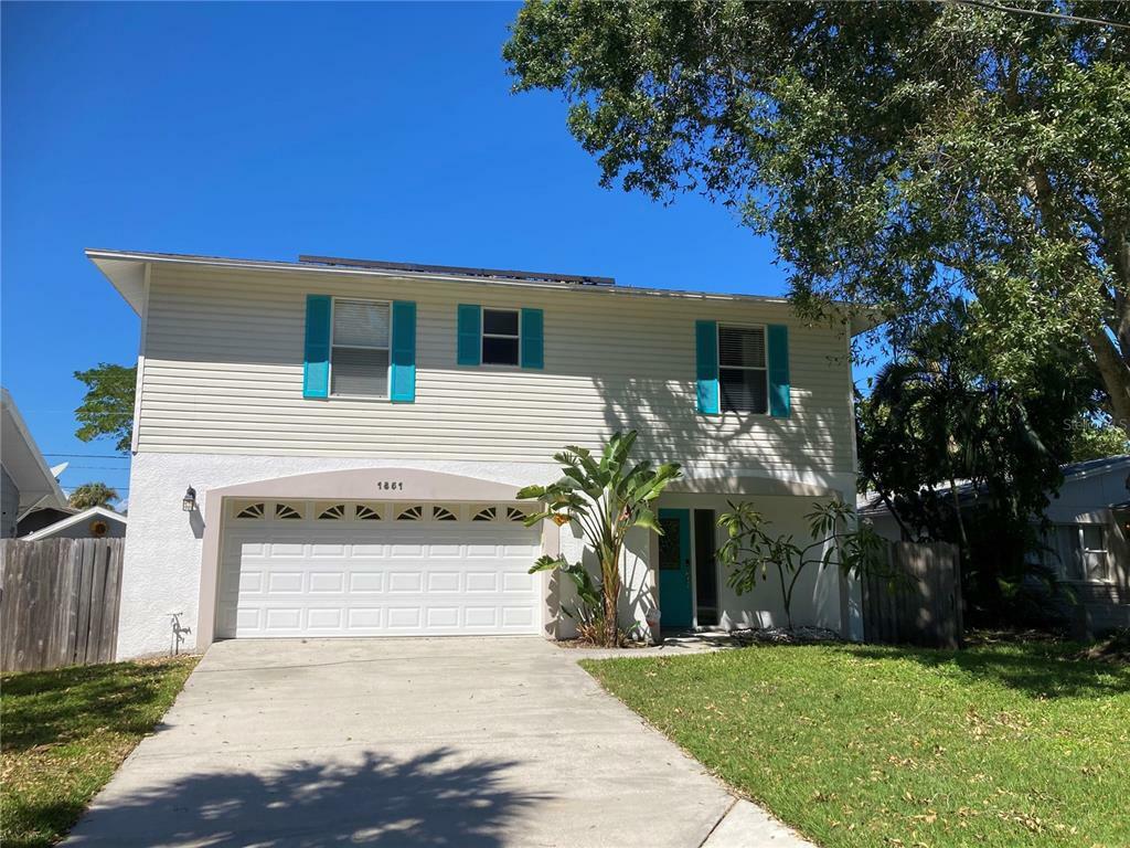 Property Photo:  1851 Montana Avenue NE  FL 33703 