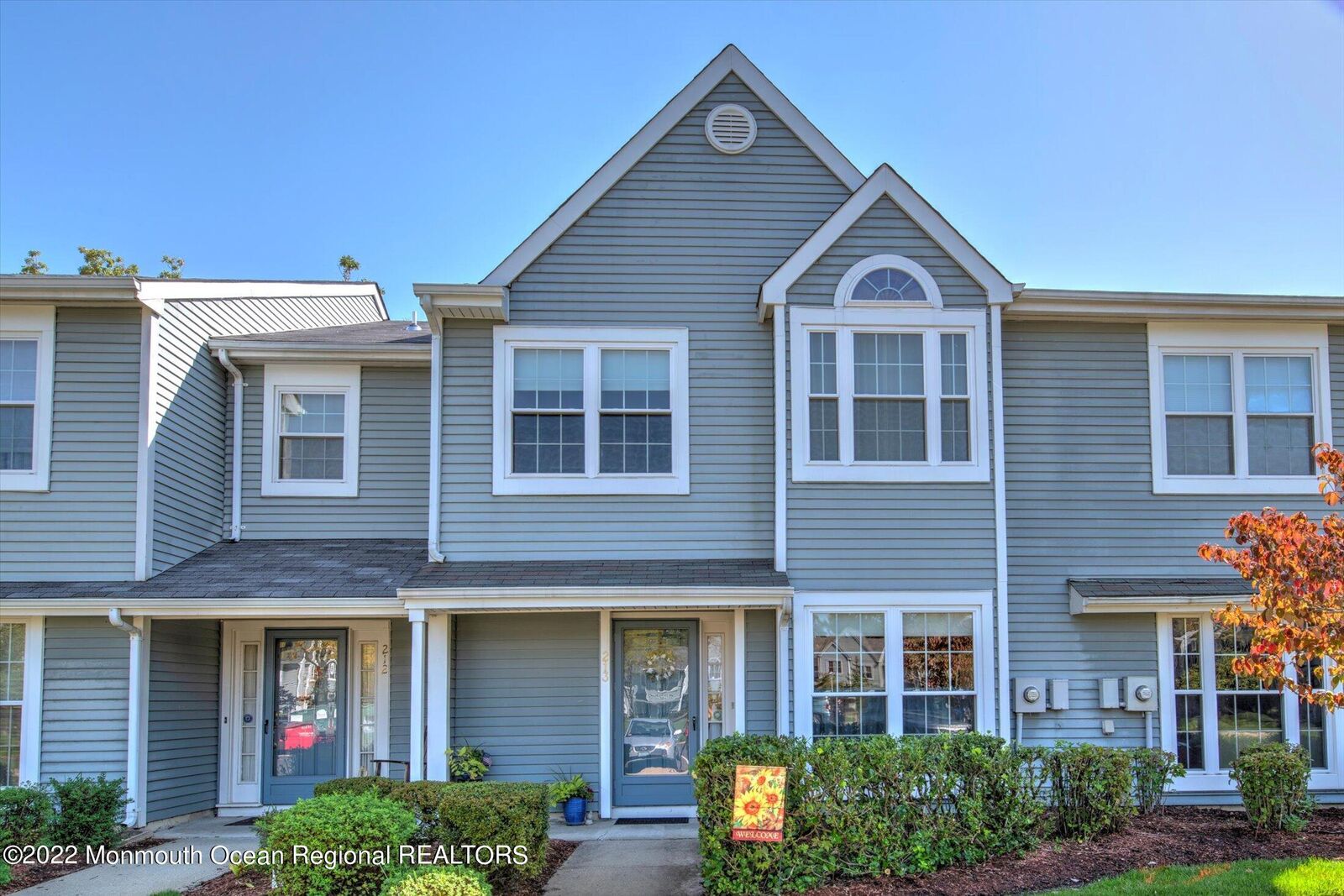 Property Photo:  213 Ashwood Court  NJ 07731 