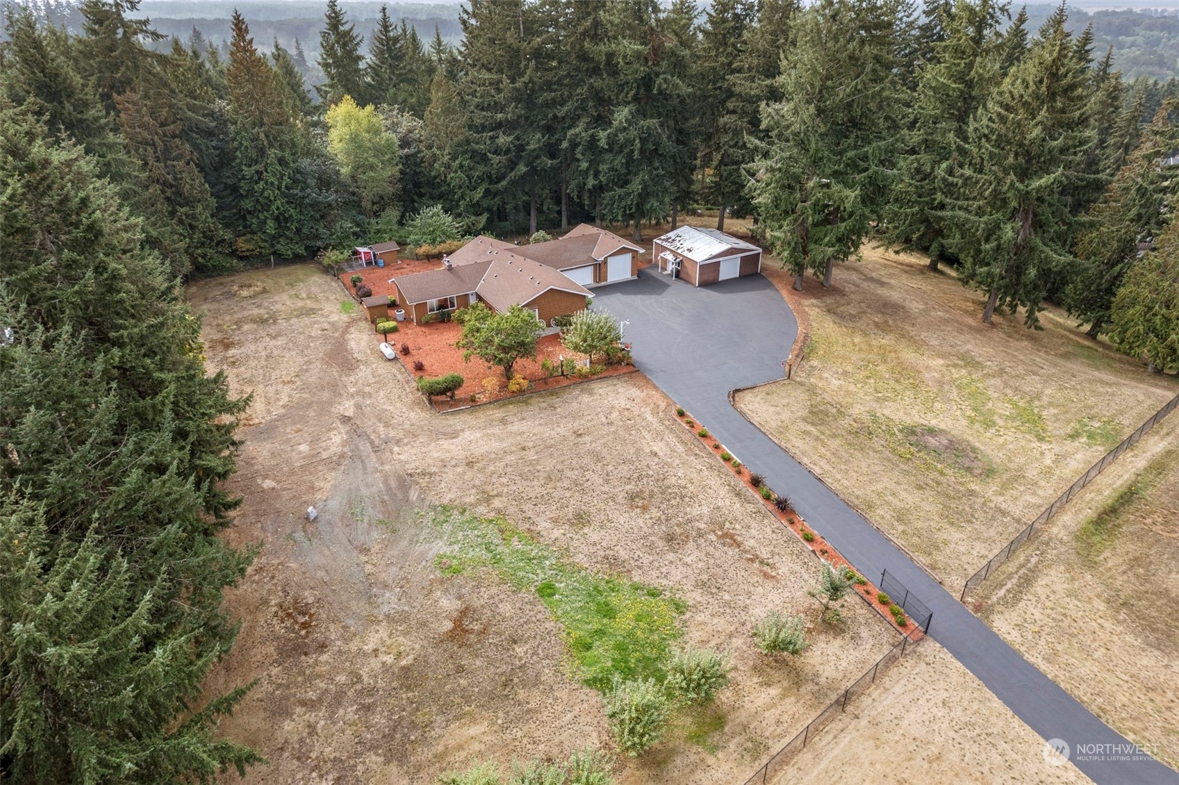 Property Photo:  206 Pare Road  WA 98626 