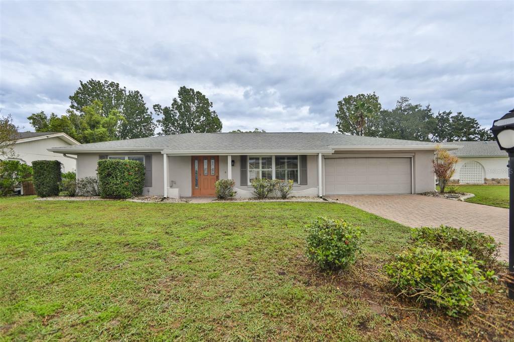 Property Photo:  1503 New Bedford Drive  FL 33573 