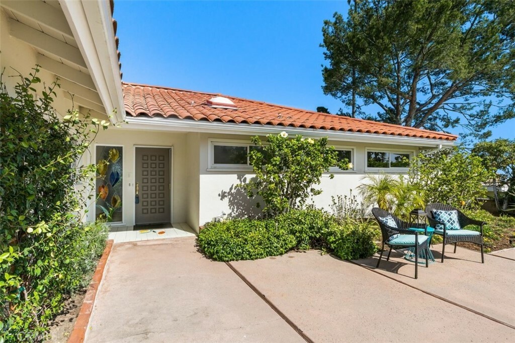 Property Photo:  2747 Vista Mesa Drive  CA 90275 