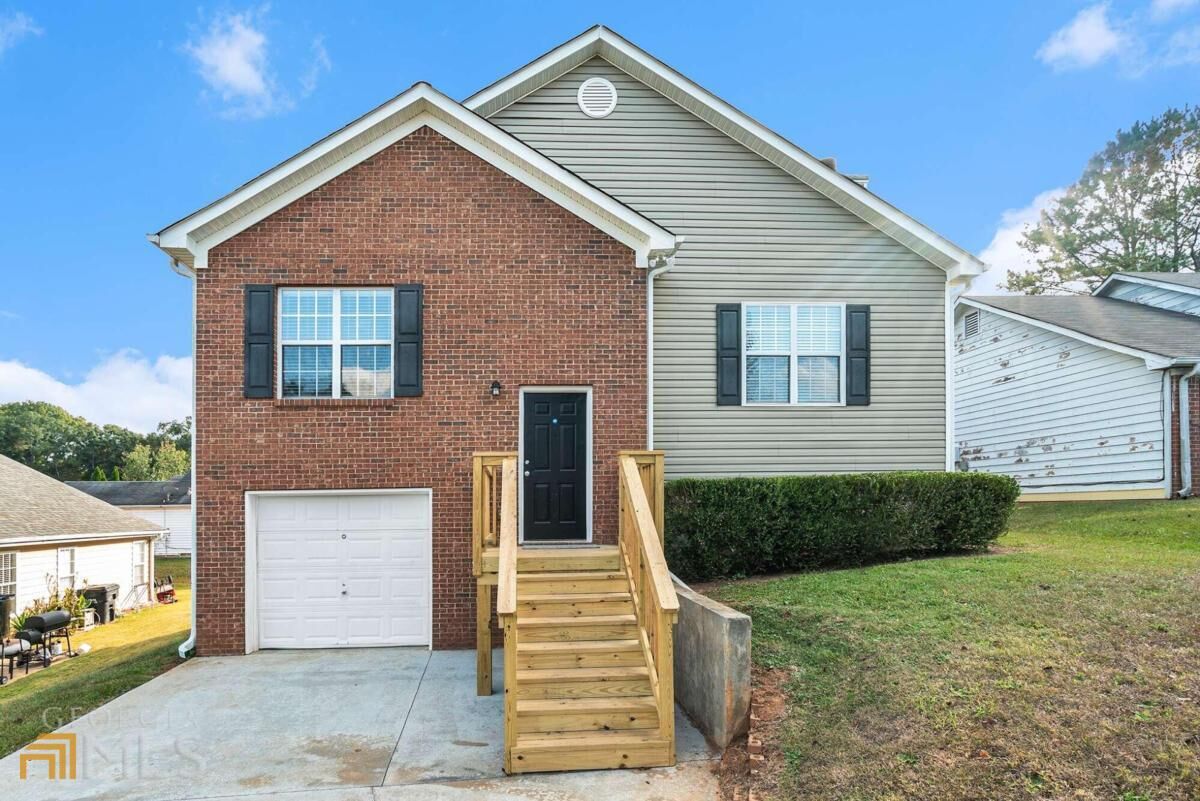 Property Photo: 1781 Riverchase Circle NE GA 30013