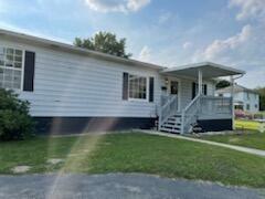 Property Photo: 202 Edgewood Dr WV 25801