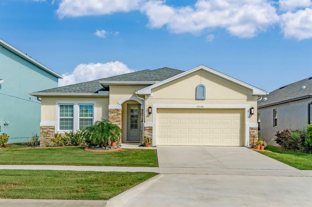 Property Photo:  13318 Serene Valley Drive  FL 34711 