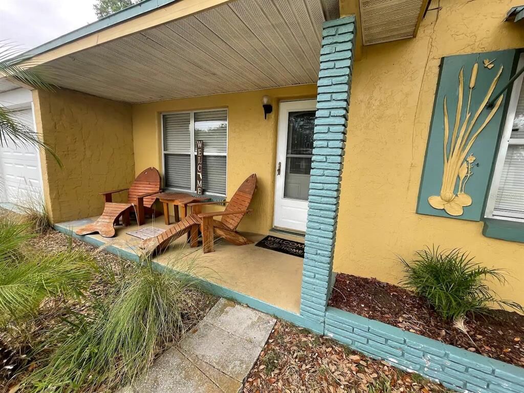 Property Photo:  882 Park Street S  FL 33707 