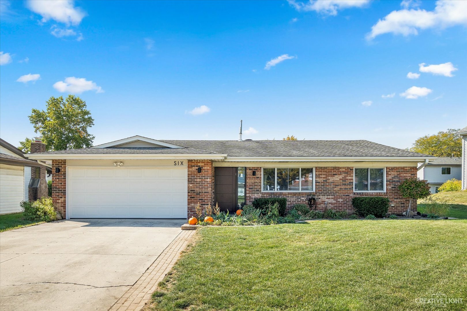 Property Photo:  6 Lorraine Avenue  IL 60517 