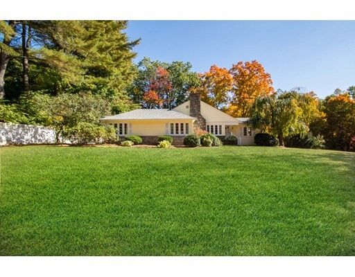 Property Photo:  5 Woodsia Ridge  MA 01301