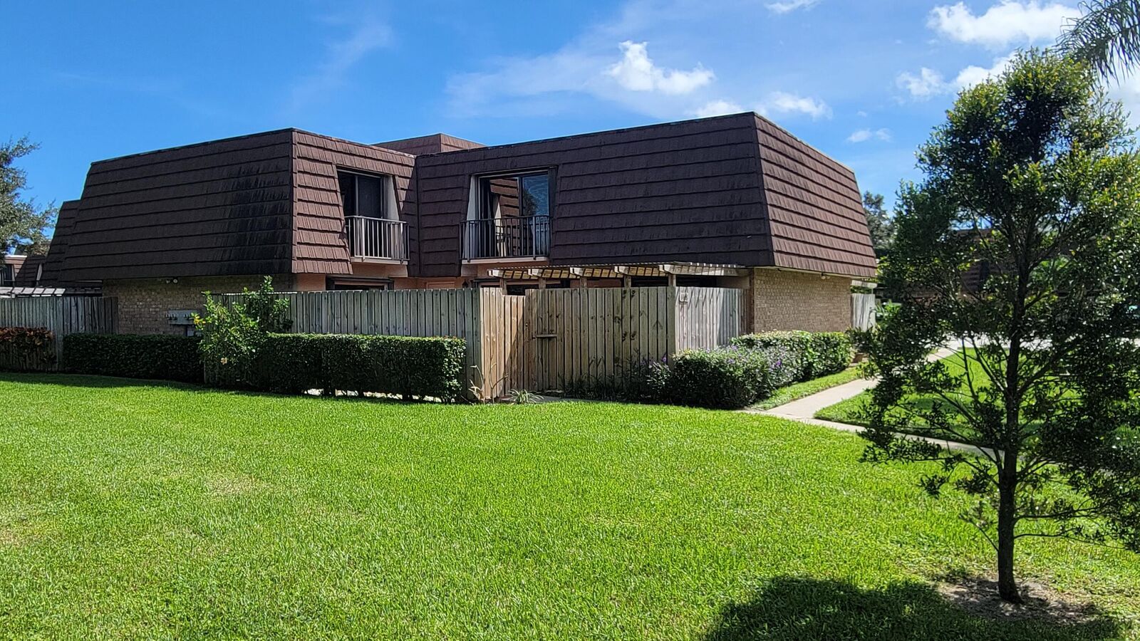 Property Photo: 1408 14th Lane FL 33418