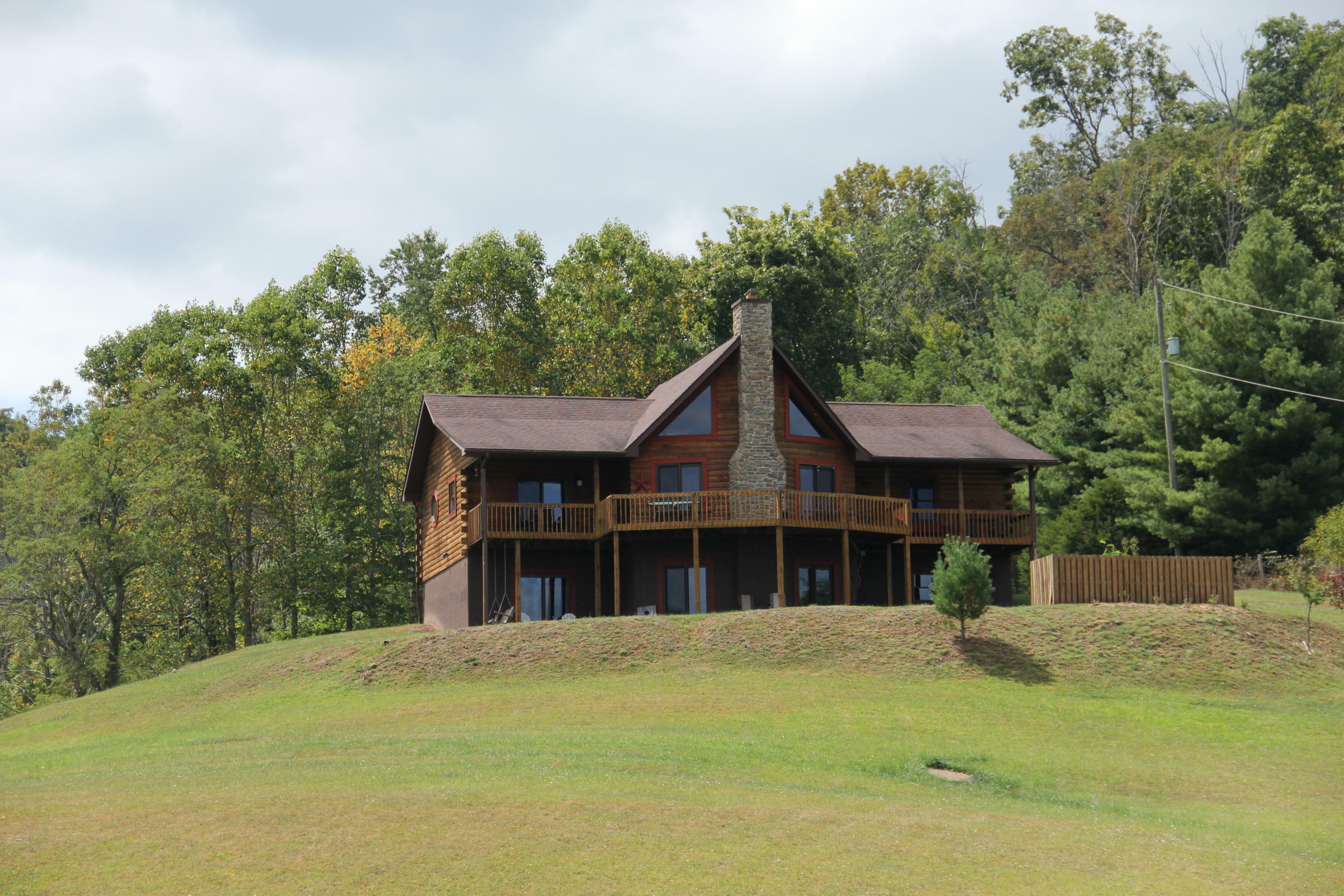 Property Photo: 1539 Mountain View Pkwy WV 24910