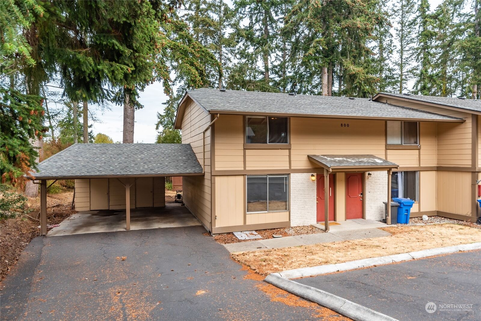 Property Photo:  800 SW Harrier Circle 1  WA 98277 
