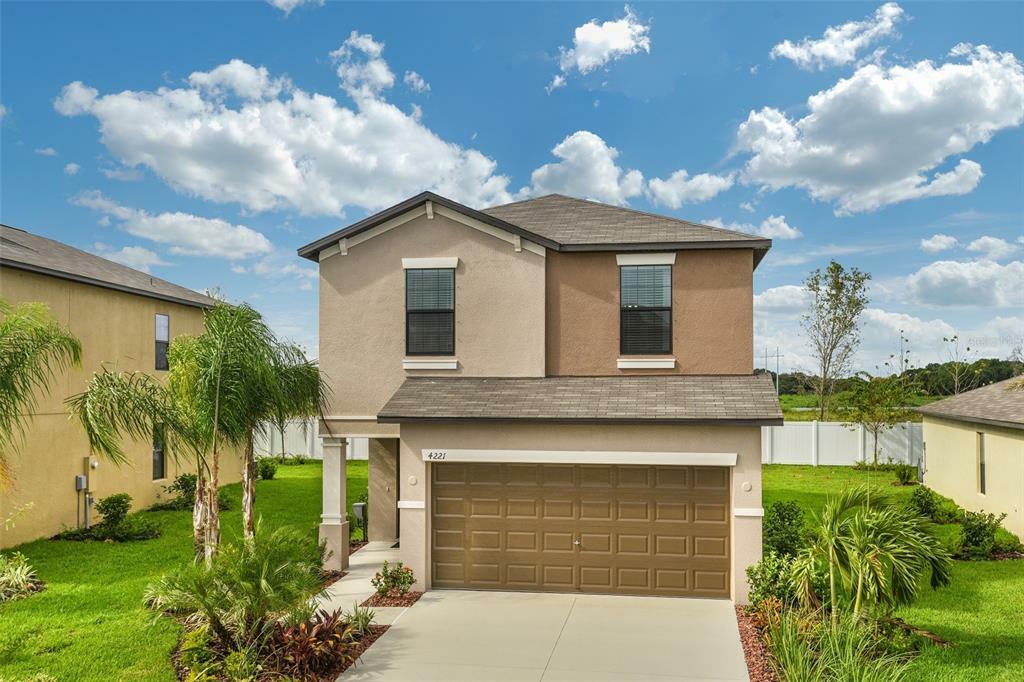 6389 Beverly Hills Drive  Zephyrhills FL 33541 photo