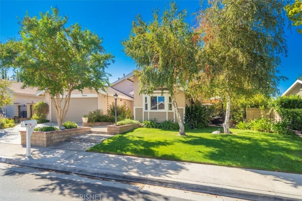 Property Photo:  22926 Beech Creek Circle  CA 91354 
