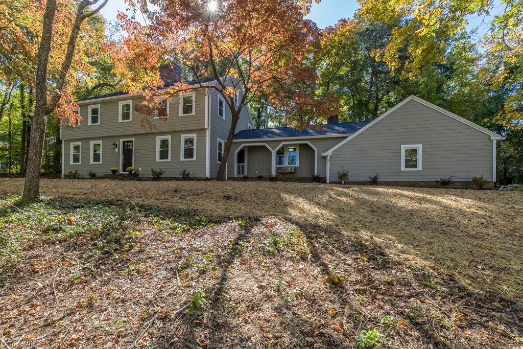 Property Photo:  105 Cottonwood Drive  NC 27282 