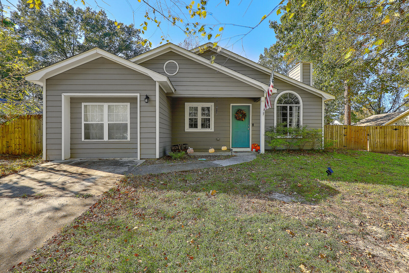 Property Photo:  402 White Church Lane  SC 29485 