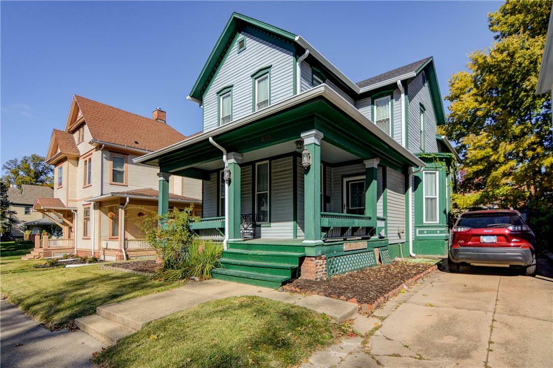 Property Photo:  420 W Decatur Street  IL 62522 