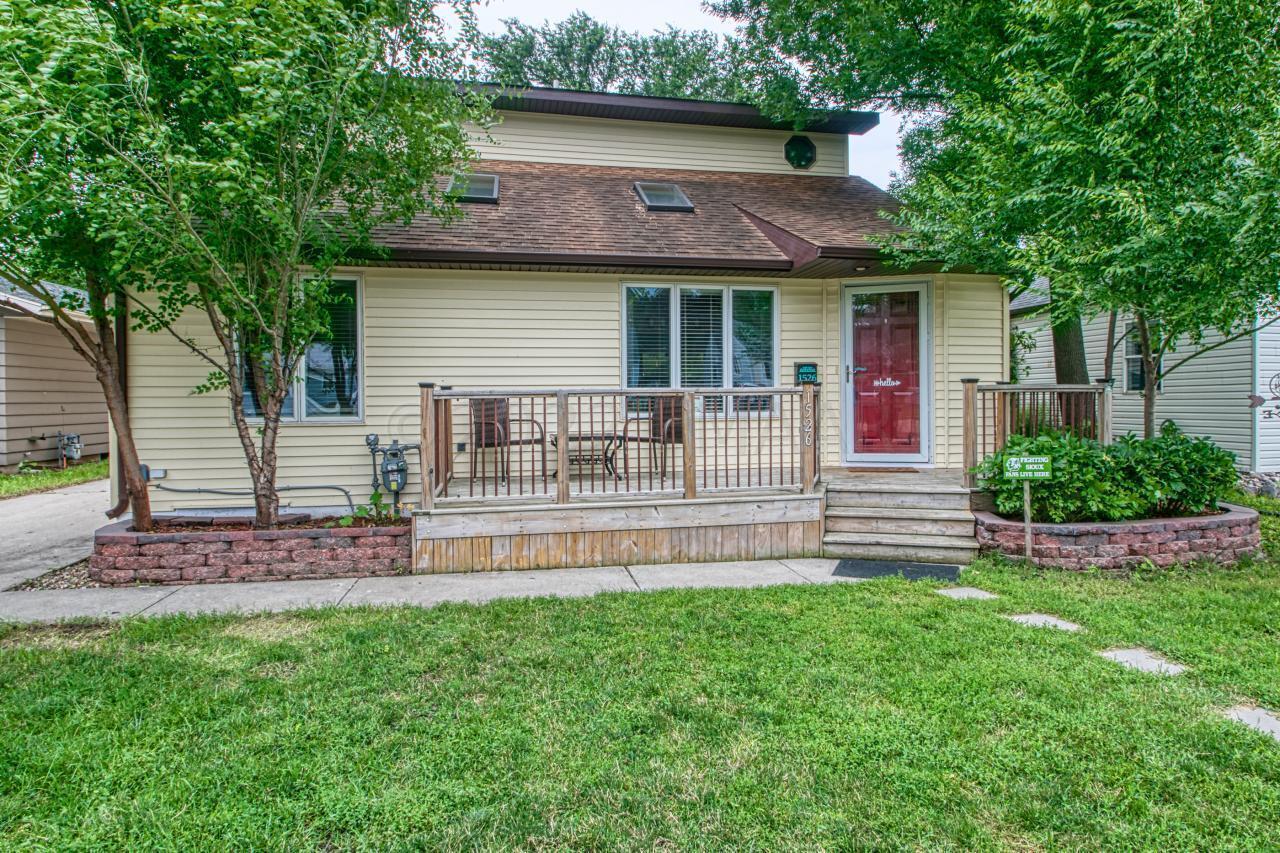 Property Photo: 1526 11 Avenue S ND 58103