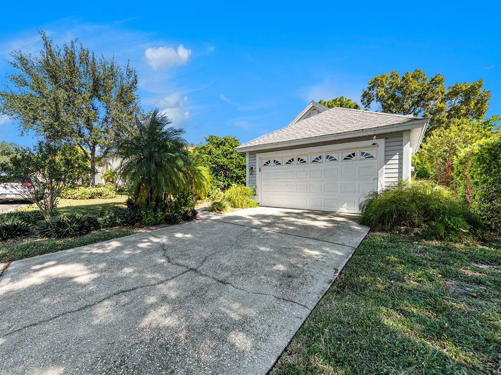 Property Photo: 4189 Seton Circle FL 34683