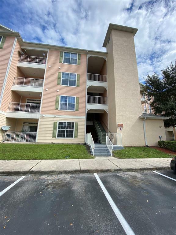 Property Photo: 3177 Feltrim Place 104 FL 34747