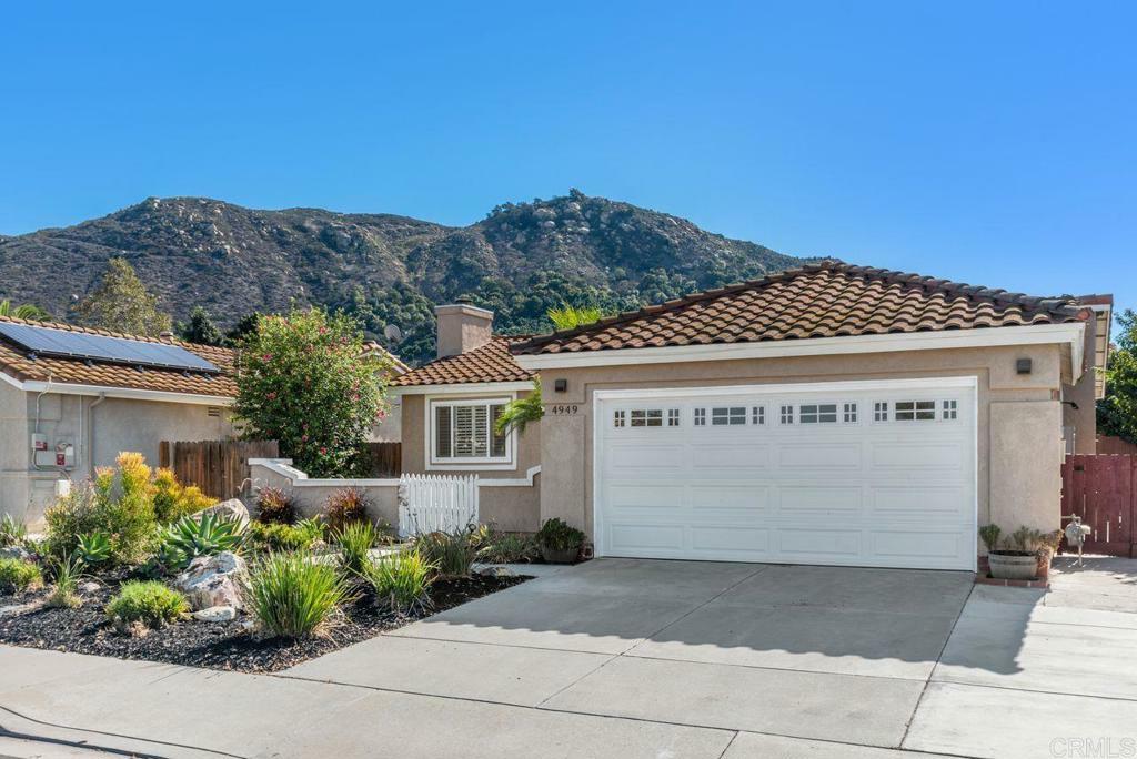 Property Photo: 4949 Lake Park Ct CA 92028