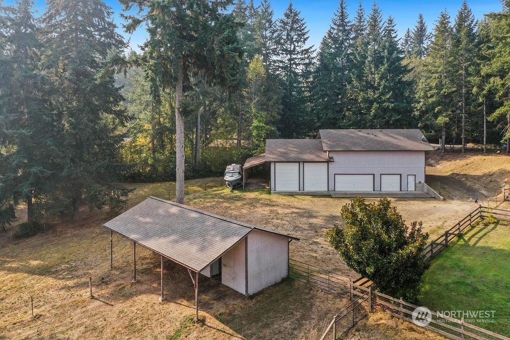 Property Photo:  9955 Bowe Lane SE  WA 98367 