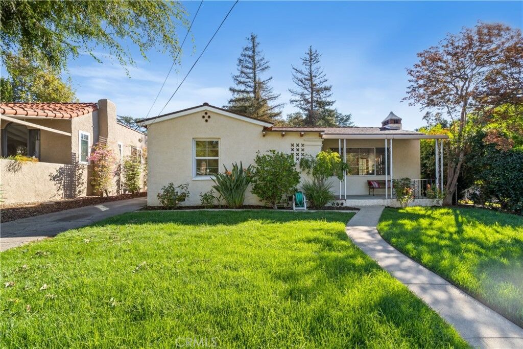 Property Photo:  1820 N Michigan Avenue  CA 91104 