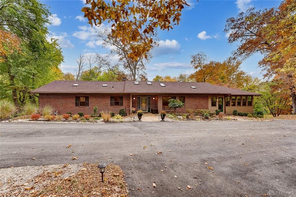 Property Photo: 1350 Melayn Street OH 45036