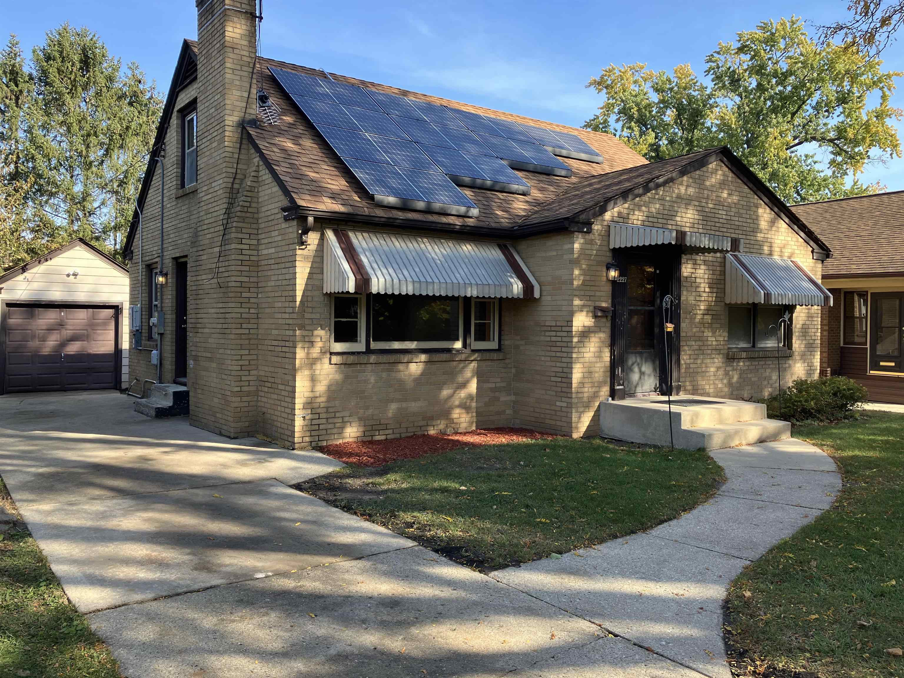 Property Photo:  2227 Benderwirt Avenue  IL 61103 